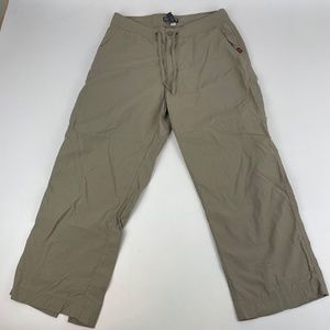 REI Womens Size 10 Nylon Capri Hiking Pants Lightweight UPF 50+ Wide Led Beige